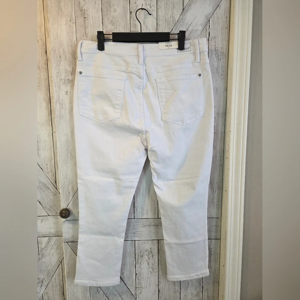 NWT Judy Blue Women's White Cropped Jeans - Picture 5 of 7